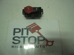 Pulsante luci di emergenza - Renault Modus 1è Serie - Pit Stop Ricambi Auto