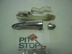 Maniglia esterna Anteriore Destra - Kia Carens 2è Serie - Pit Stop Ricambi Auto