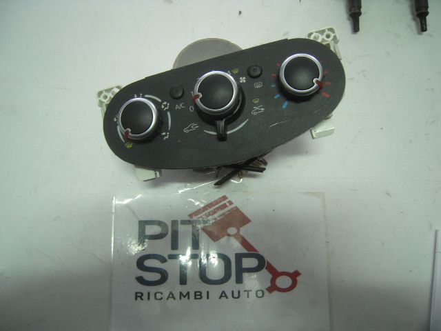 Comandi Clima - Renault Twingo Iii Serie (14>) - Pit Stop Ricambi Auto