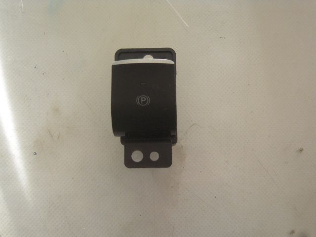 Pulsante freno di stazionamento - Alfa Romeo Stelvio Serie (949_) (16>) - Pit Stop Ricambi Auto