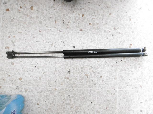 Pistoncini cofano Post. - Mercedes Vito W639 2è Serie - Pit Stop Ricambi Auto