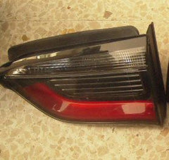 Stop Posteriore Destro Integrato nel Portello - Jeep Compass Serie (16>) - Pit Stop Ricambi Auto