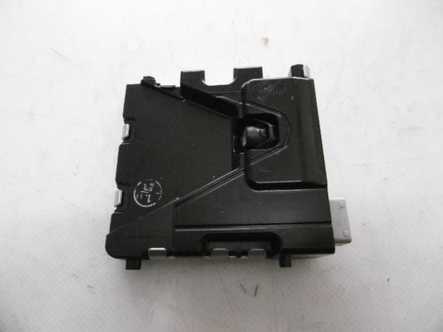 Telecamera anteriore - Toyota Rav4 6è Serie - Pit Stop Ricambi Auto