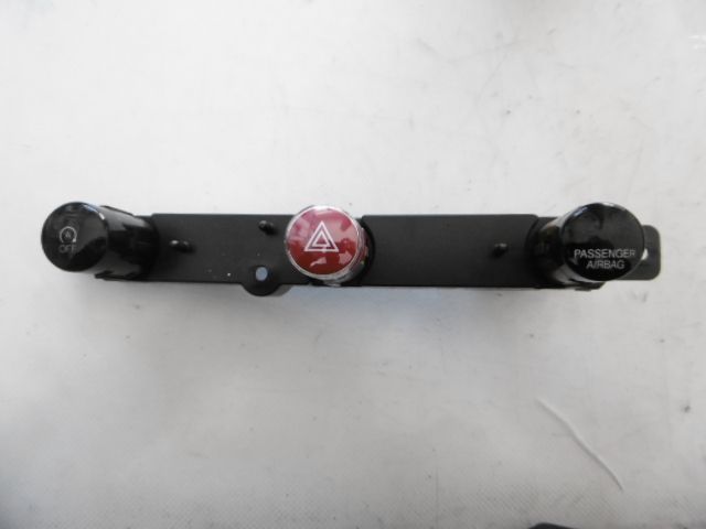 Pulsante luci di emergenza - Fiat 500 X Serie (15>) - Pit Stop Ricambi Auto