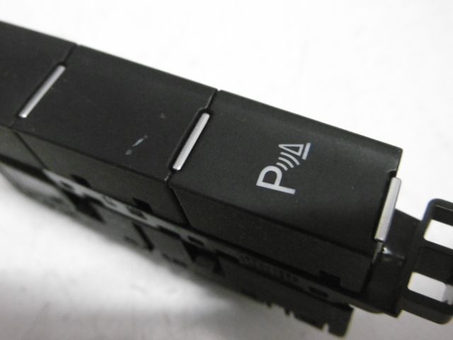 Pulsante - Volkswagen Golf 7 Berlina (12>) - Pit Stop Ricambi Auto