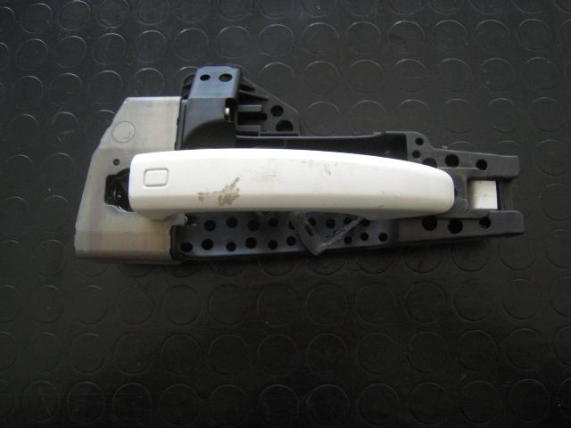 Maniglia esterna Anteriore Sinistra - Audi A4 Allroad Serie B8 (8kh) (08>) - Pit Stop Ricambi Auto