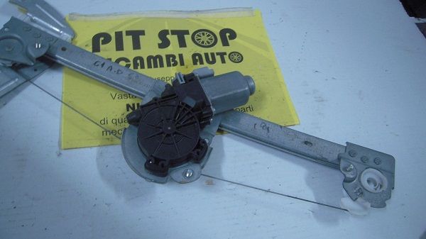 Motorino Alzavetro Anteriore Sinistro - Toyota Aygo 1è Serie - Pit Stop Ricambi Auto