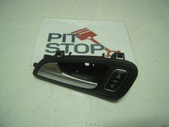 Maniglia interna Anteriore Sinistra - Ford Focus Berlina 6è Serie - Pit Stop Ricambi Auto