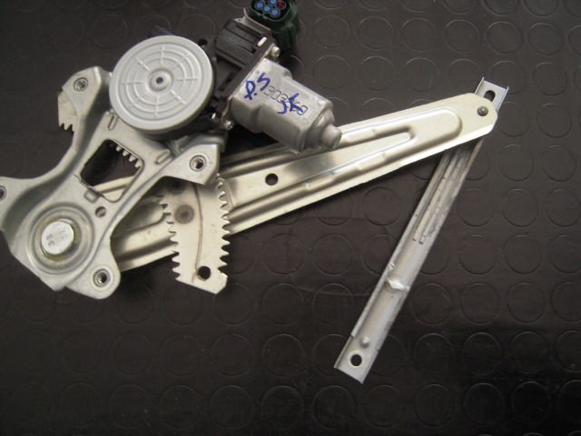 Motorino Alzavetro Posteriore Sinistro - Nissan Juke 1è Serie - Pit Stop Ricambi Auto