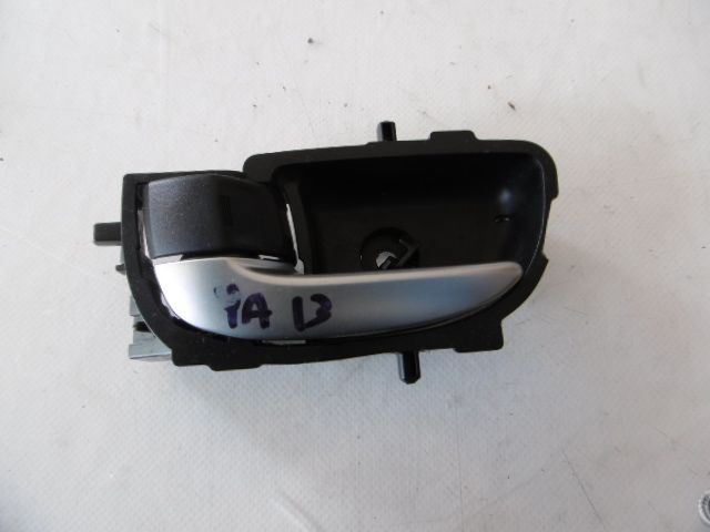 Maniglia interna Anteriore Sinistra - Toyota Yaris Serie (14>16) - Pit Stop Ricambi Auto