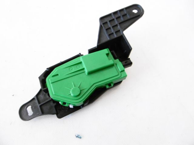 Motorino apertura sportello carburante - Hyundai Tucson Serie - Pit Stop Ricambi Auto