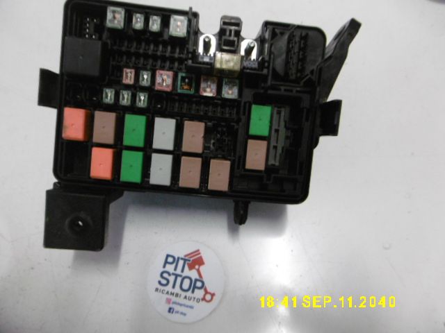 Centralina Porta Fusibili - Kia Stonic Serie (17>) - Pit Stop Ricambi Auto