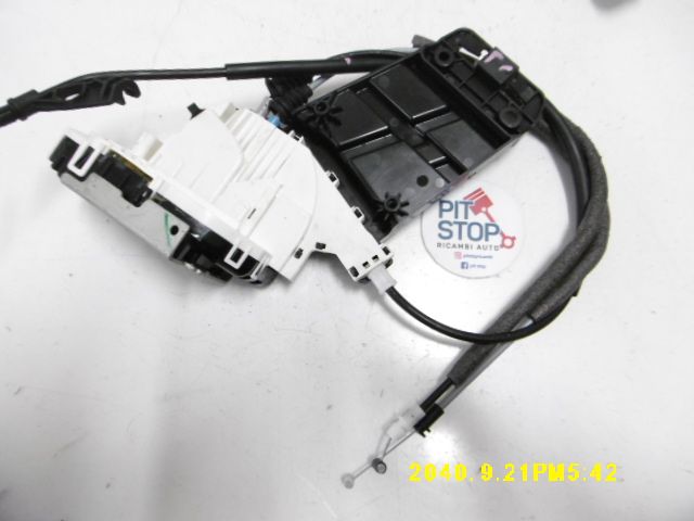 Serratura Anteriore Destra - Jeep Compass Serie (16>) - Pit Stop Ricambi Auto