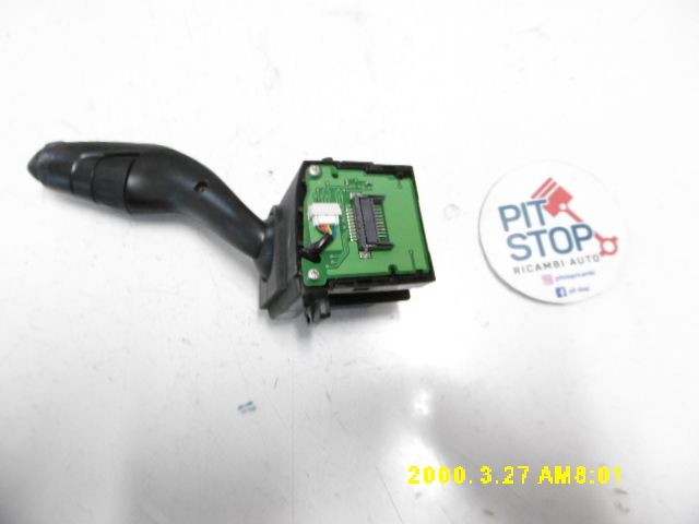 Devioluci destro - Ford Focus S. Wagon 5è Serie - Pit Stop Ricambi Auto