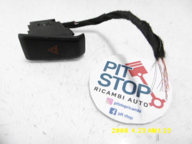 Pulsante luci di emergenza - Ford Ecosport Serie (15>) - Pit Stop Ricambi Auto