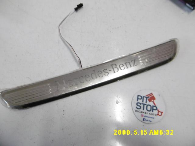 Batticalcagno Anteriore Sinistro - Mercedes Classe C S. Wagon W205 - Pit Stop Ricambi Auto