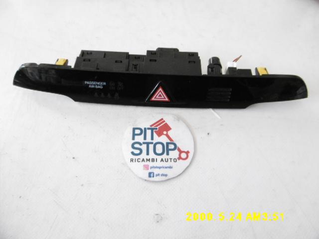 Pulsante luci di emergenza - Hyundai Tucson Serie - Pit Stop Ricambi Auto