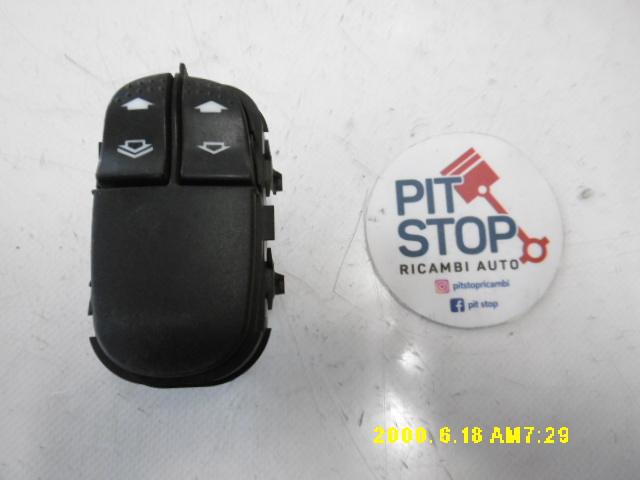 Pulsantiera Anteriore Sinistra - Ford Focus Berlina 2è Serie - Pit Stop Ricambi Auto