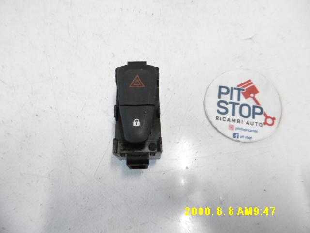 Pulsante luci di emergenza - Dacia Sandero Serie Ii (12>20) - Pit Stop Ricambi Auto