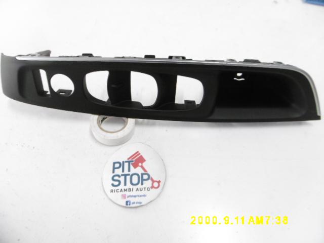 maniglia alzavetri anteriore SX - Renault Kadjar Serie - Pit Stop Ricambi Auto