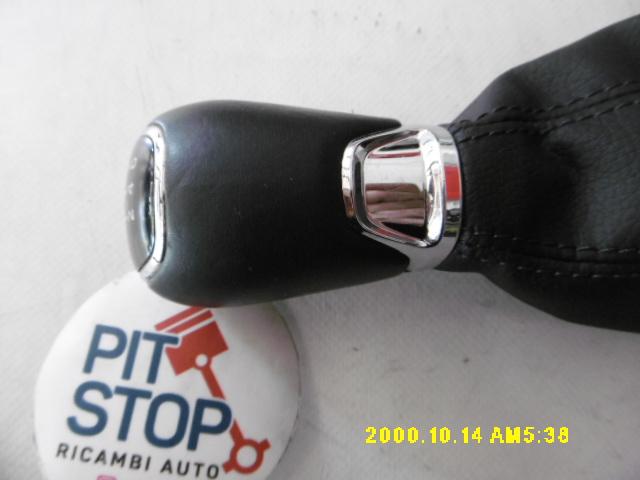 Cuffia Leva Cambio - Skoda Octavia Berlina 4è Serie - Pit Stop Ricambi Auto