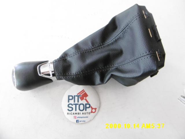 Cuffia Leva Cambio - Skoda Octavia Berlina 4è Serie - Pit Stop Ricambi Auto