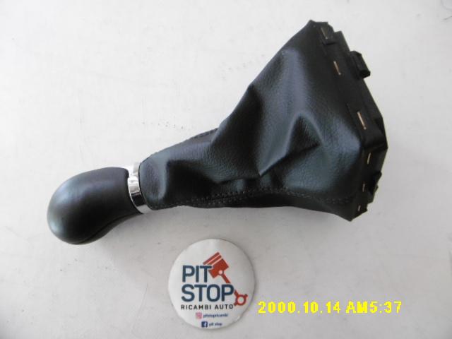 Cuffia Leva Cambio - Skoda Octavia Berlina 4è Serie - Pit Stop Ricambi Auto