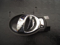 Maniglia interna Posteriore Sinistra - Nissan Juke 1è Serie - Pit Stop Ricambi Auto