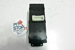 Pulsantiera Anteriore Sinistra - Ssangyong Tivoli Serie (15>) - Pit Stop Ricambi Auto