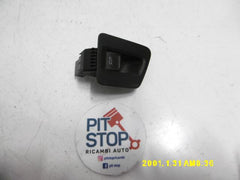 Pulsante apertura portellone posteriore - Volkswagen Passat Variant 5è Serie - Pit Stop Ricambi Auto