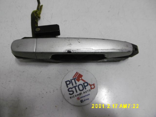 Maniglia esterna Posteriore Destra - Toyota Corolla Verso 2è Serie - Pit Stop Ricambi Auto