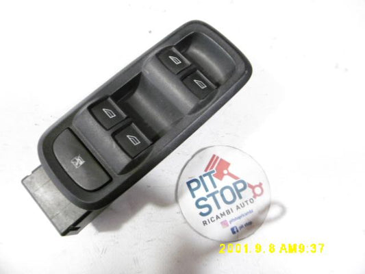 Pulsantiera Anteriore Sinistra - Ford Fiesta 6è Serie - Pit Stop Ricambi Auto