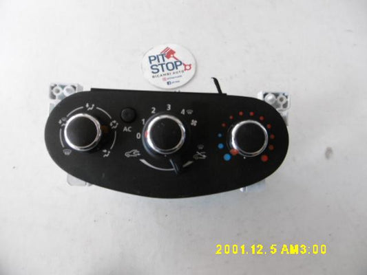 Manopole comando clima - Dacia Lodgy 1è Serie - Pit Stop Ricambi Auto