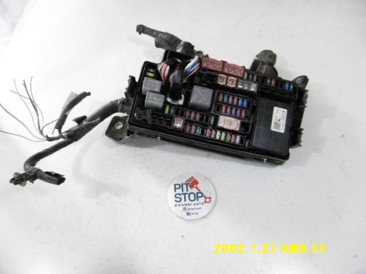 Centralina porta fusibili - Toyota Rav4 6è Serie - Pit Stop Ricambi Auto