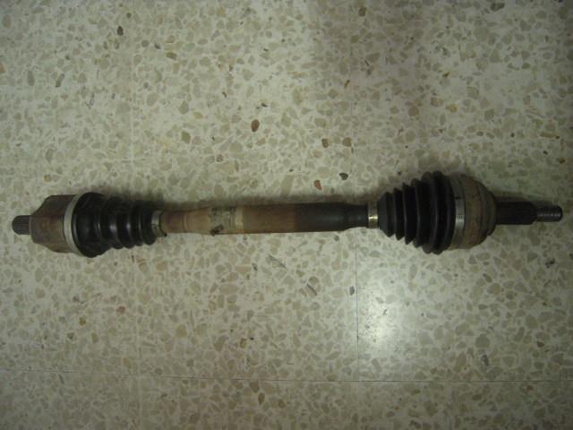 Semiasse Anteriore Sinistro - Renault Scenic 3è Serie - Pit Stop Ricambi Auto