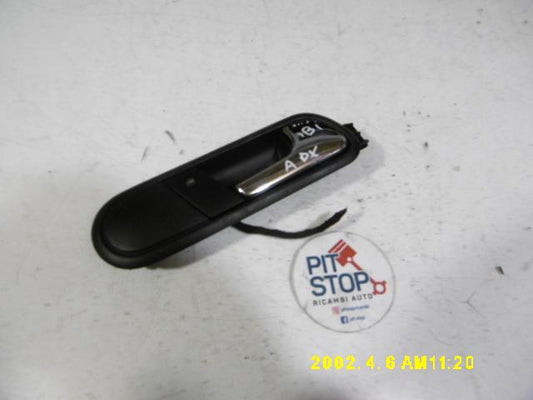 Maniglia interna completa di pulsante alza vetro ant dx - Seat Ibiza Serie (02>05) - Pit Stop Ricambi Auto