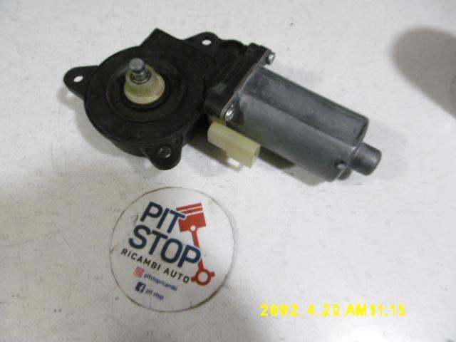 Motorino Alzavetro anteriore destra - Ford Fiesta 5è Serie - Pit Stop Ricambi Auto