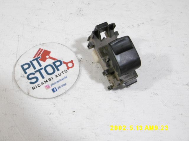 Pulsantiera Anteriore Destra - Toyota Rav4 4è Serie - Pit Stop Ricambi Auto