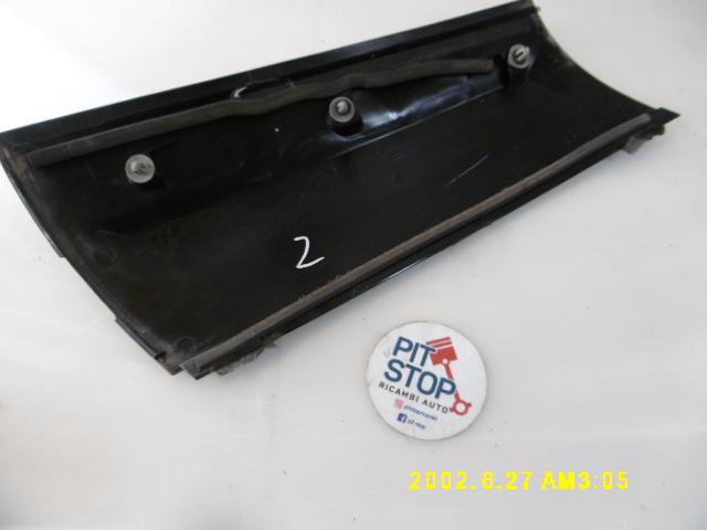 Modanatura montante post SX - Mini Cooper 2è Serie - Pit Stop Ricambi Auto