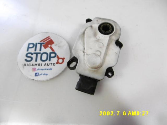 Presa d'aria anteriore DX - Renault Clio Serie Iv (12>19) - Pit Stop Ricambi Auto