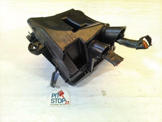 243809584R SCATOLA RELE' FUSIBILI RENAULT CLIO IV CAPTUR DACIA LOGAN SANDERO 2013-2019 12S