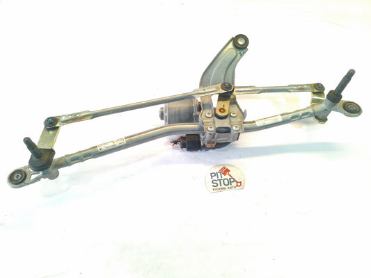 06701746880 MOTORINO TERGICRISTALLO ANTERIORE MASERATI GRAN TURISMO 2° SERIE 2022> BX45