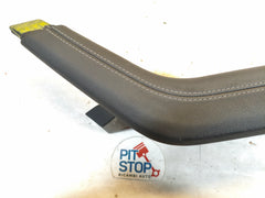 4K0867172 BRACCIOLO IN PELLE PANNELLO PORTA ANTERIORE DESTRO AUDI A6 C8 2018-2025 51