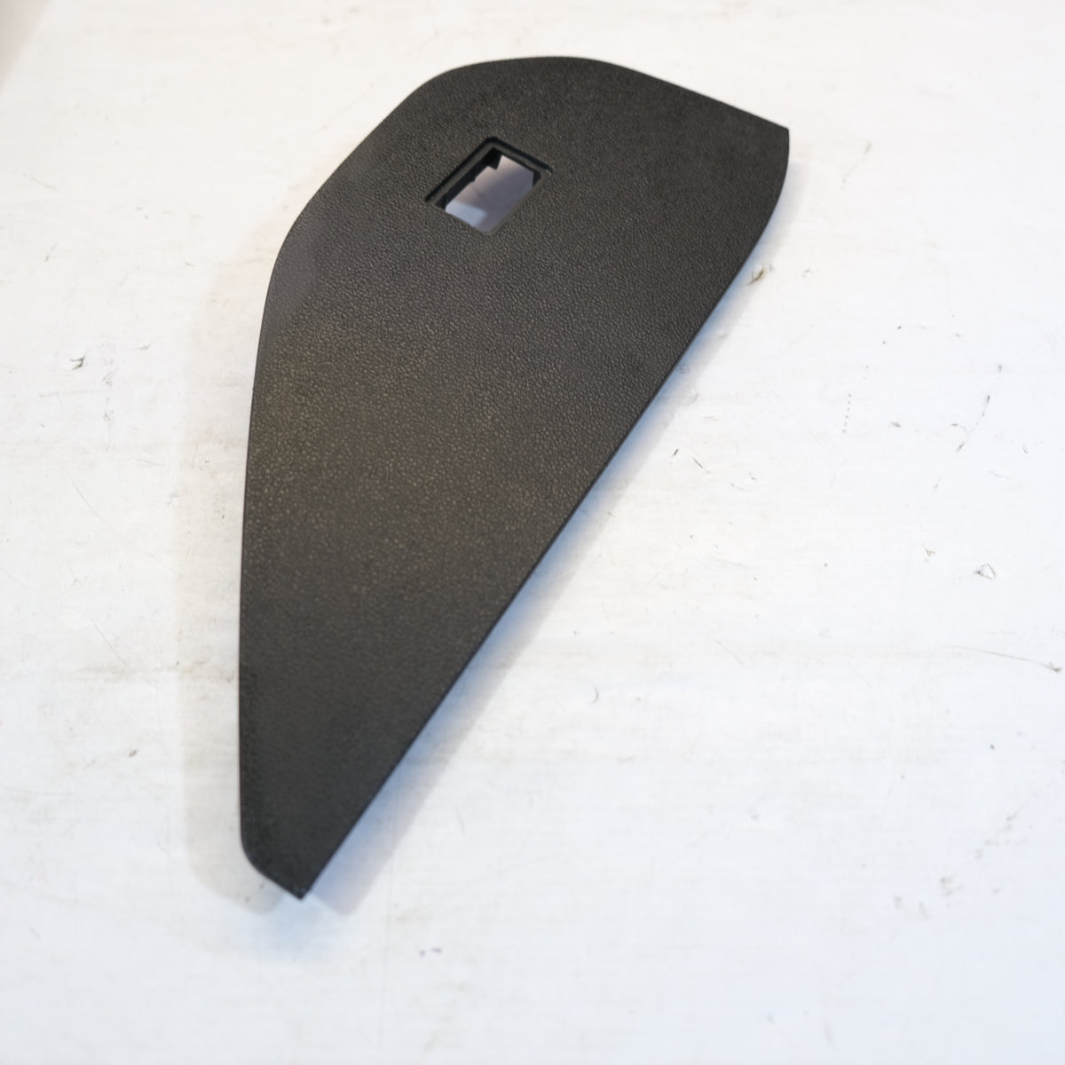 5NB858218A RIVESTIMENTO CRUSCOTTO LATO DESTRO TIGUAN 2022 bx51