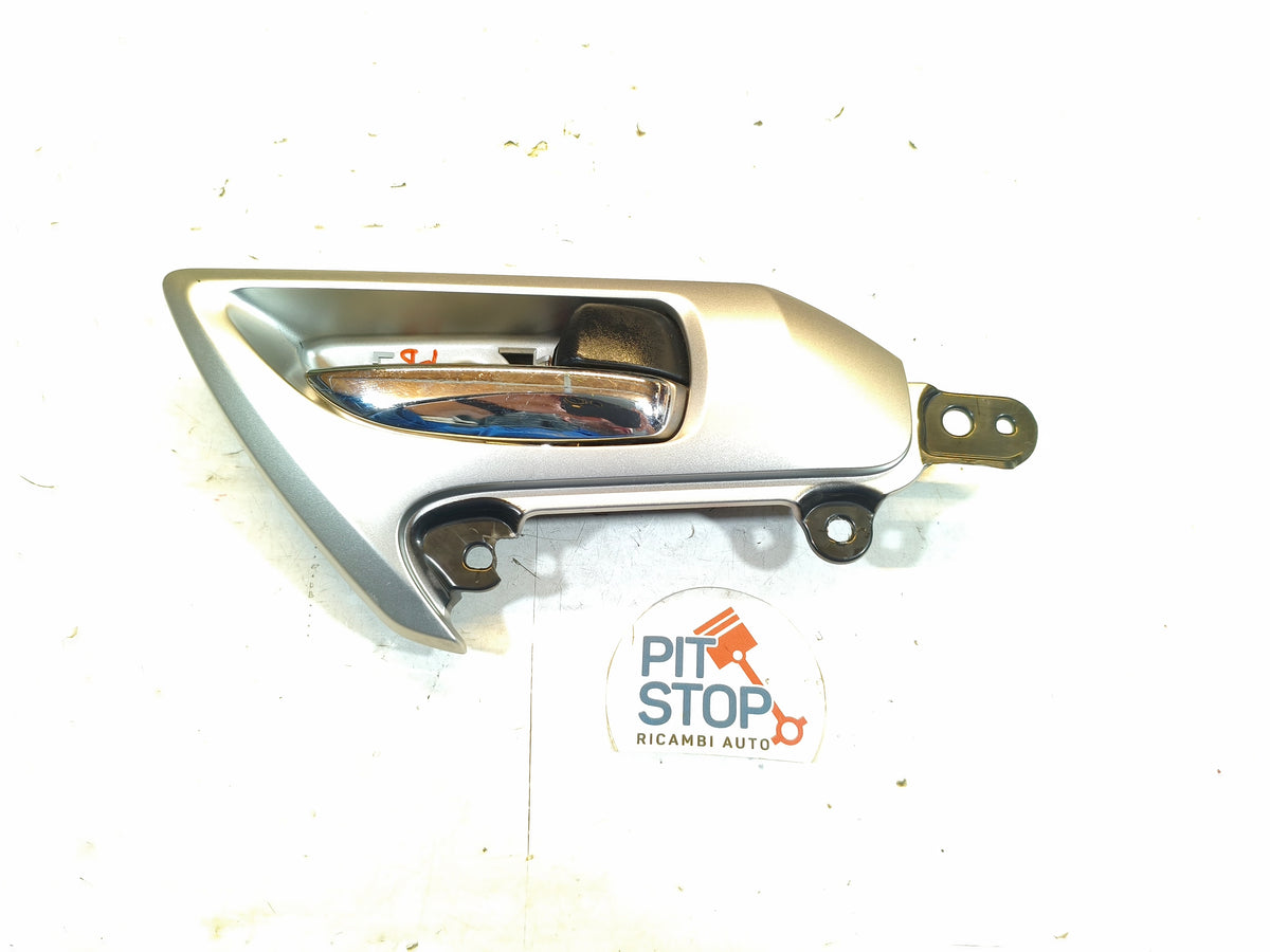 69205-75010 69279-75010 MANIGLIA INTERNA POSTERIORE DESTRA LEXUS CT 200H 2011-2022 12G
