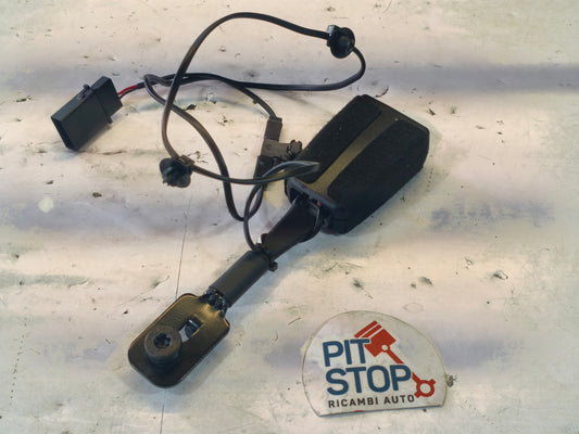 735649928 AGGANCIO FIBBIA CINTURA SICUREZZA ANTERIORE DESTRA FIAT 500L 351 352 2012> 12S
