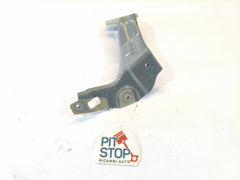 89A821136 STAFFA MONTAGGIO PARAFANGO DESTRO AUDI Q4 E-TRON 2021> 10G