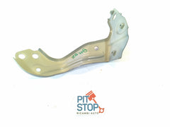 89A821136 STAFFA MONTAGGIO PARAFANGO DESTRO AUDI Q4 E-TRON 2021> 10G