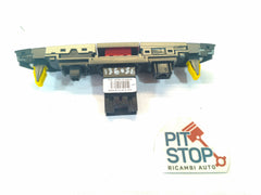 93790-2S100RJ5 HAZARD LIGHTS BUTTON HYUNDAI IX35 1st S 136056