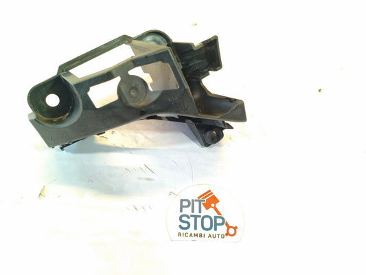 9681049680 STAFFA SUPPORTO PARAURTI POSTERIORE DESTRO CITROEN C5 3° SERIE 2008-2014 BX45